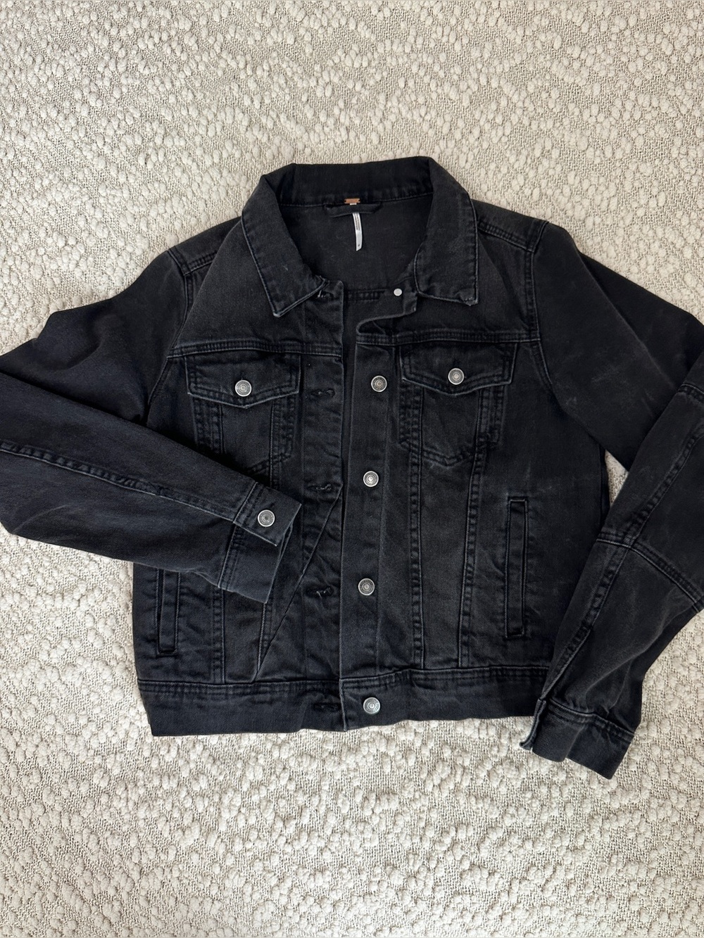 Free People Washed Black Rumors Denim Jacket Size Medium M Classic Jean Trucker